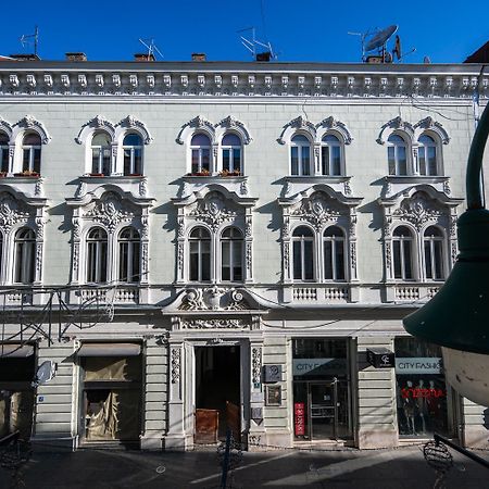 Modern And Design Apartments Near Cathedral Saraievo Exterior foto